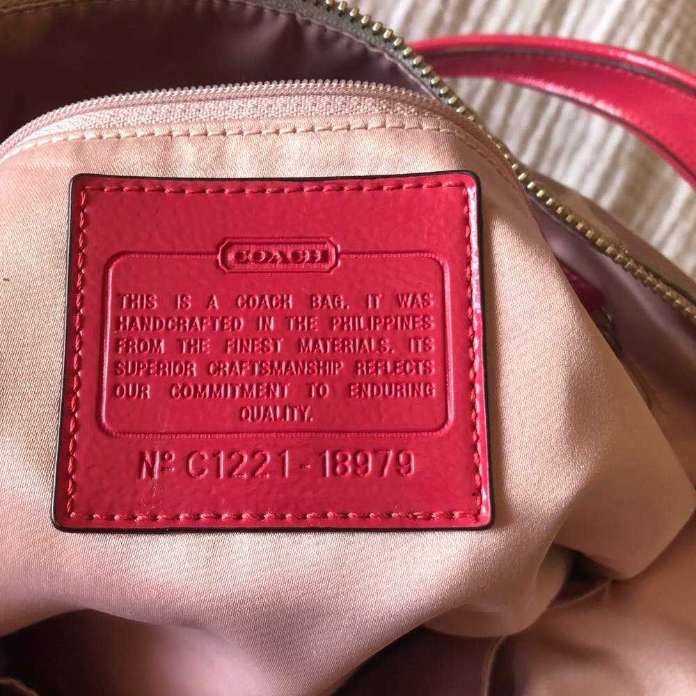 Coach purse - Picture 4 of 4